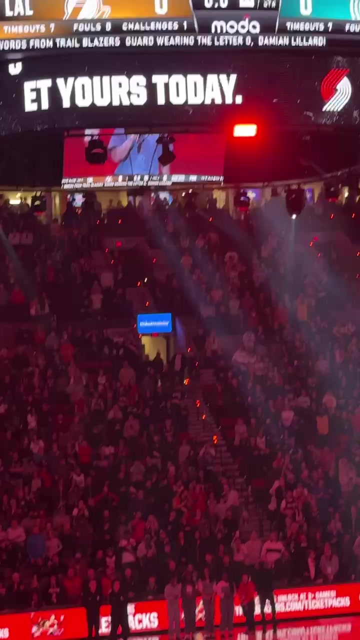 8868体育平台-小吧现场直击>利拉德今天开场前为纪念马丁·路德·金致辞